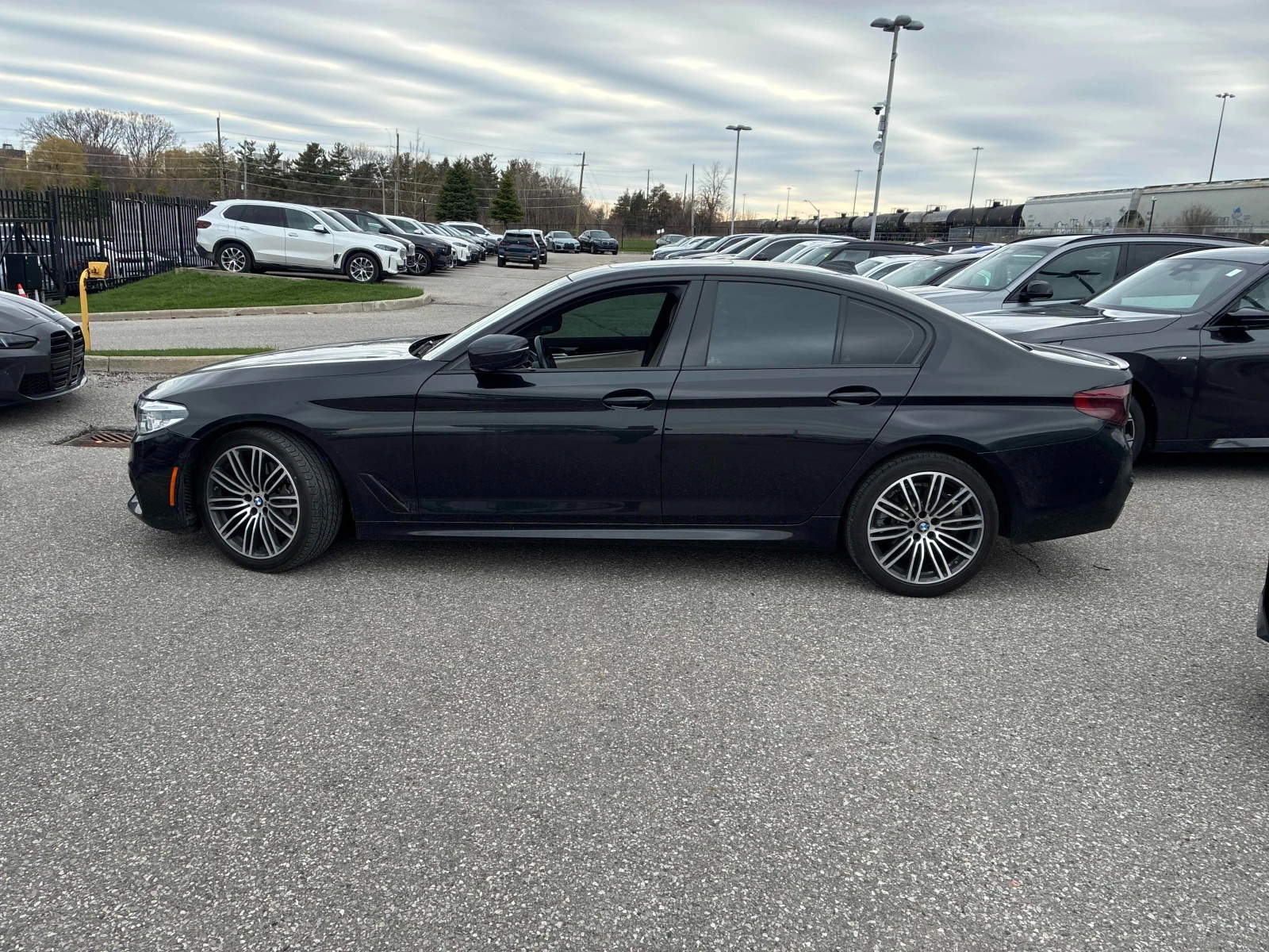 BMW 530  * * �������� * * CARFAX * * ���� ������ * *  | Mobile.bg � ����������� 3