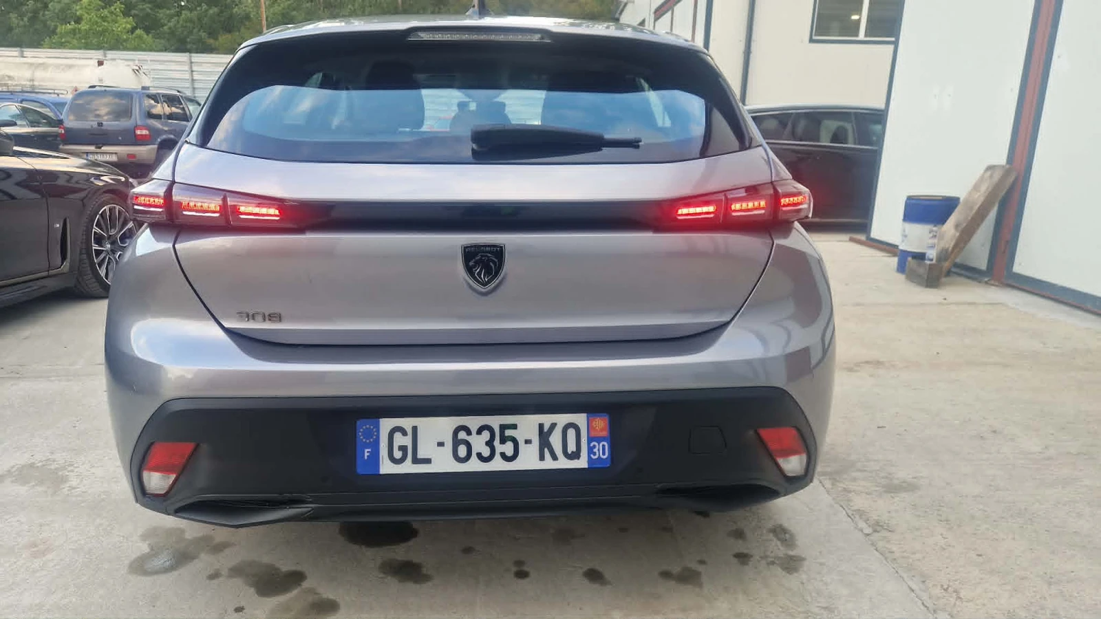 Peugeot 308 1.2 Active Pack EU6.4, снимка 8 - Автомобили и джипове - 54373603