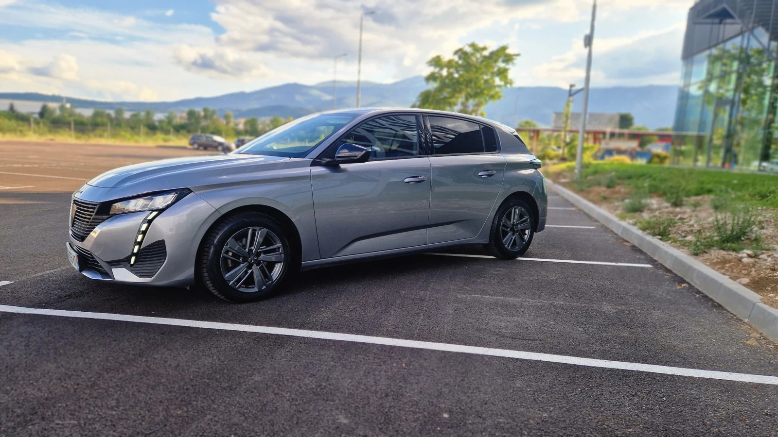 Peugeot 308 1.2 Active Pack EU6.4, снимка 4 - Автомобили и джипове - 55167913