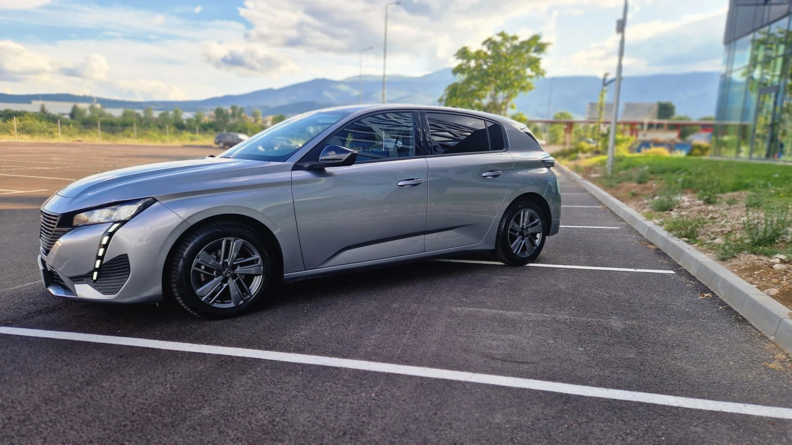 Peugeot 308 1.2 Active Pack EU6.4, снимка 3 - Автомобили и джипове - 55167913
