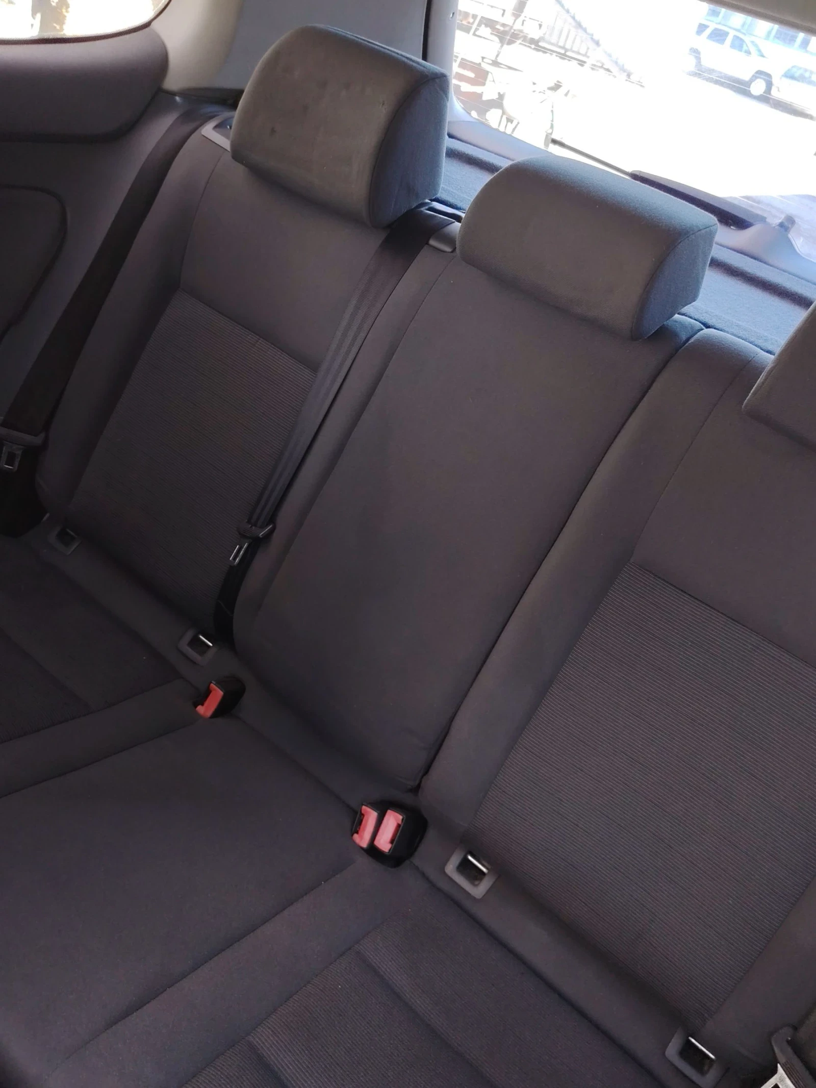 VW Golf 1.4 Клима навигация спорт, снимка 12 - Автомобили и джипове - 54580209