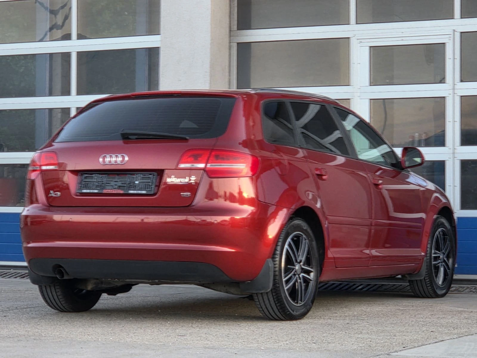 Audi A3 1.6БЕНЗИН/FACELIFT/SPORT BACK, снимка 3 - Автомобили и джипове - 54598959