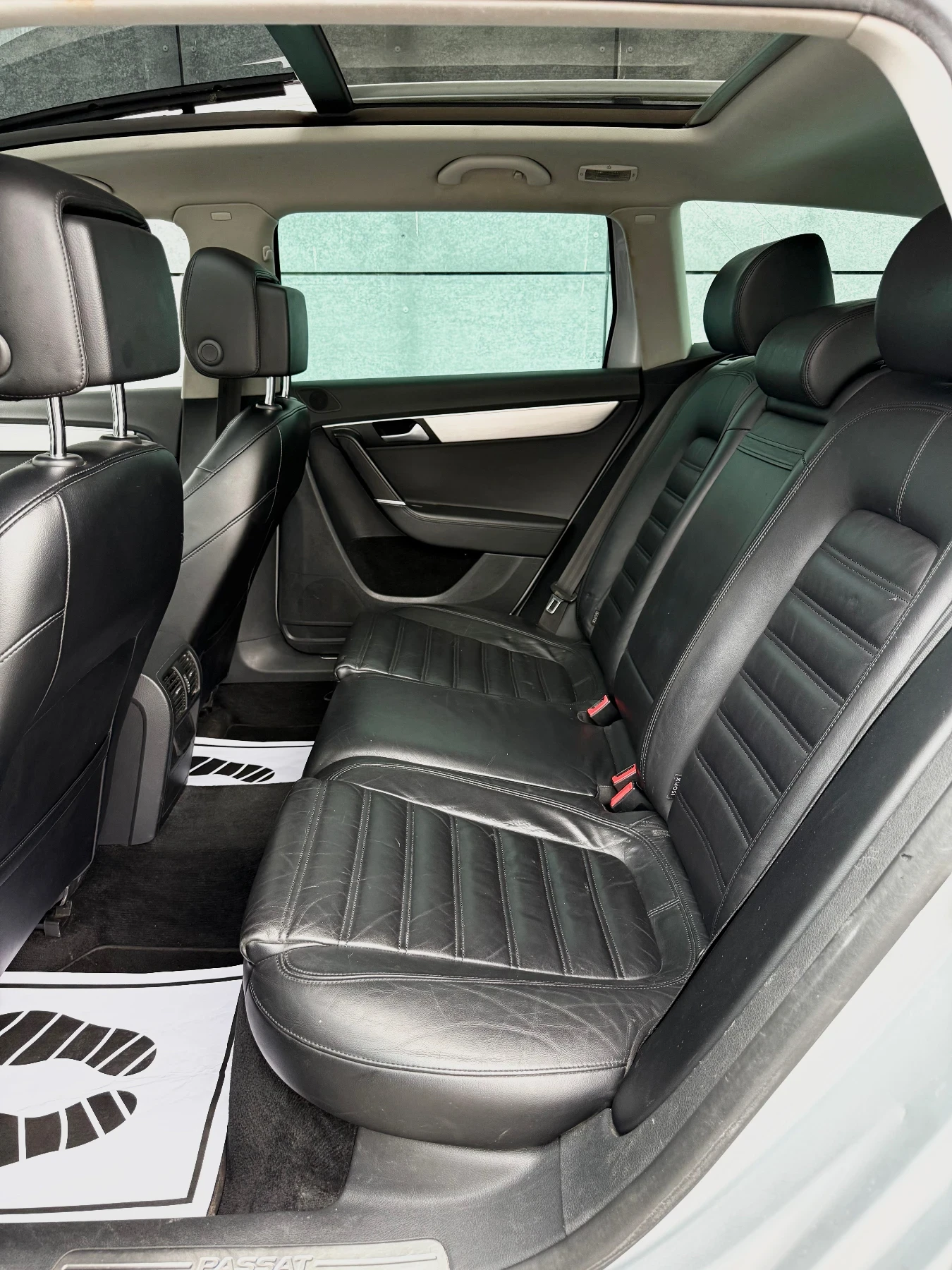 VW Passat 2.0 TDI 170 6-DSG, снимка 10 - Автомобили и джипове - 54711163