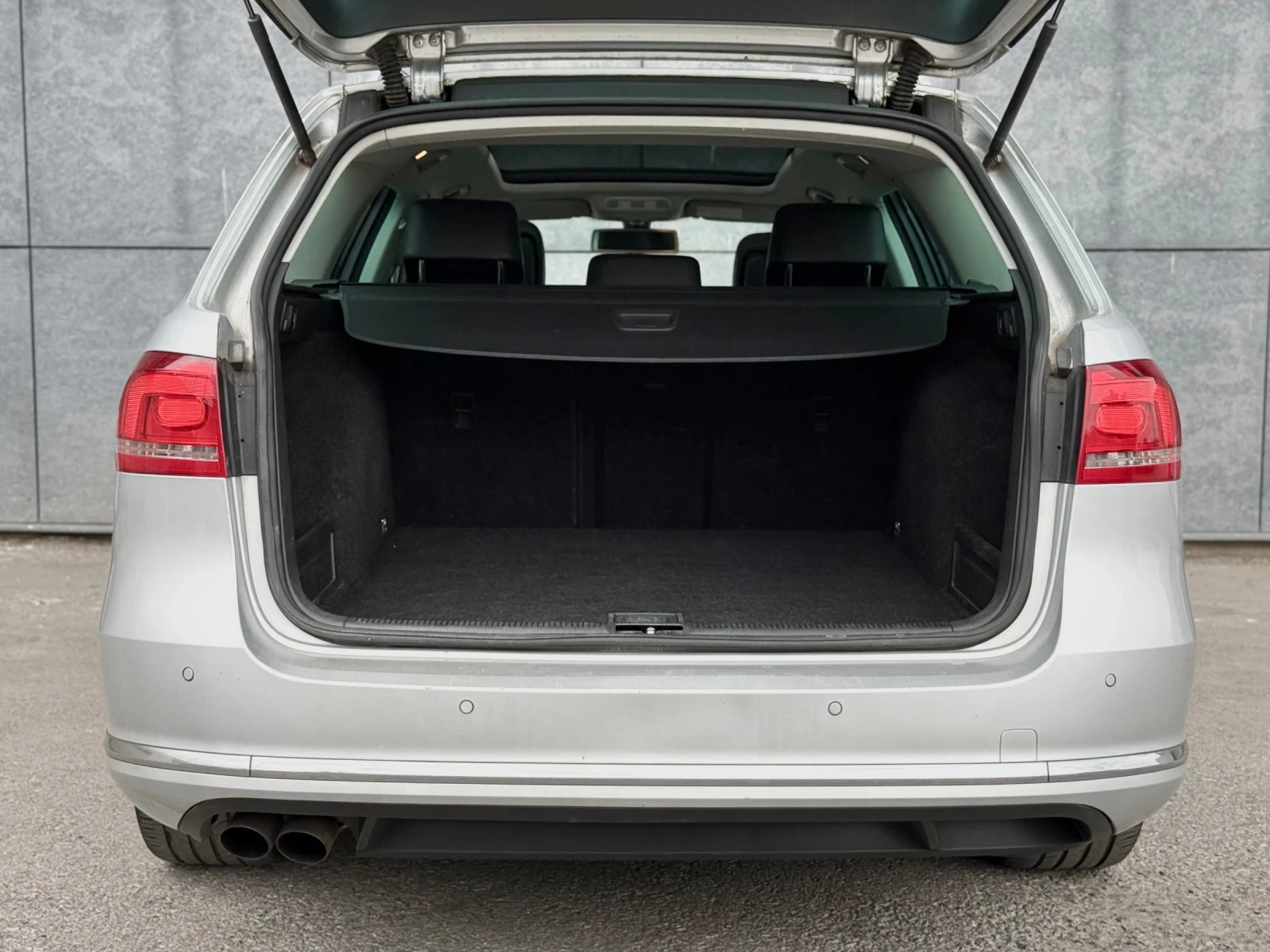 VW Passat 2.0 TDI 170 6-DSG, снимка 13 - Автомобили и джипове - 54711163