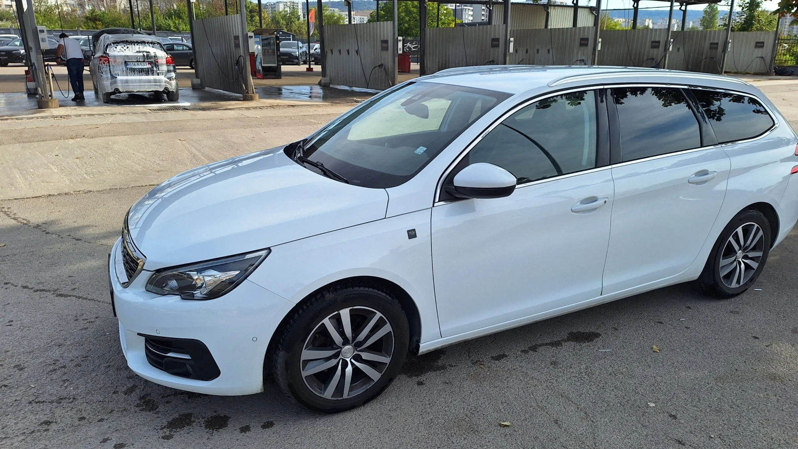 Peugeot 308 1500HDI TECHedition, снимка 6 - Автомобили и джипове - 55947801