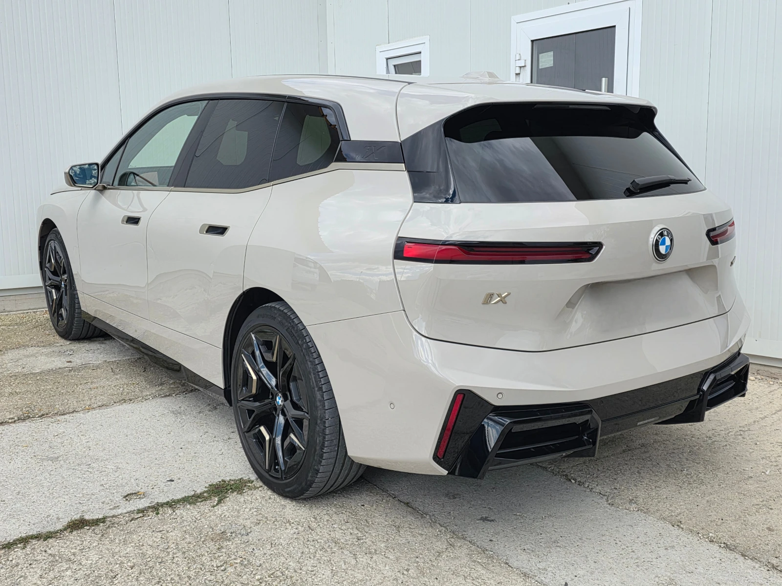 BMW iX 60 М Лизинг, снимка 7 - Автомобили и джипове - 56532187