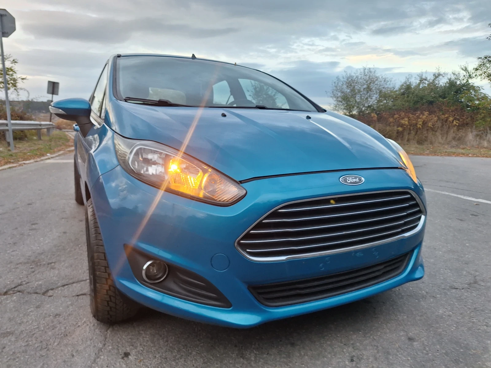 Ford Fiesta 1.0 -80 к.с , снимка 8 - Автомобили и джипове - 56691622
