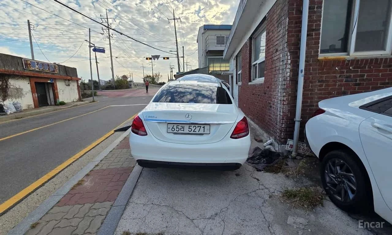 Mercedes-Benz C 200 * C200 d * ���� �� �� | Mobile.bg � ����������� 4