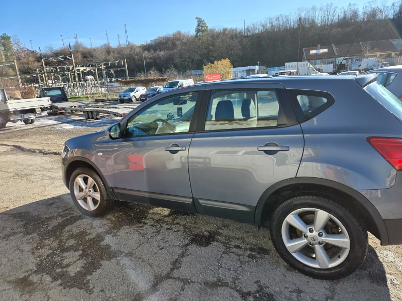Nissan Qashqai Бензин газов инжекцион, снимка 3 - Автомобили и джипове - 53432104