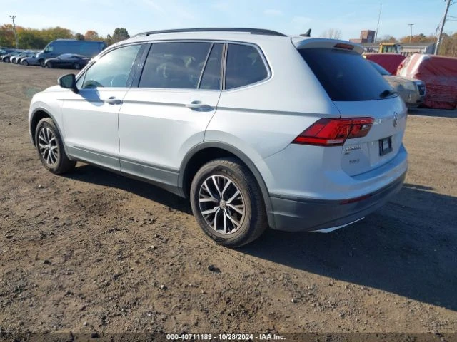 VW Tiguan, снимка 3 - Автомобили и джипове - 48236180