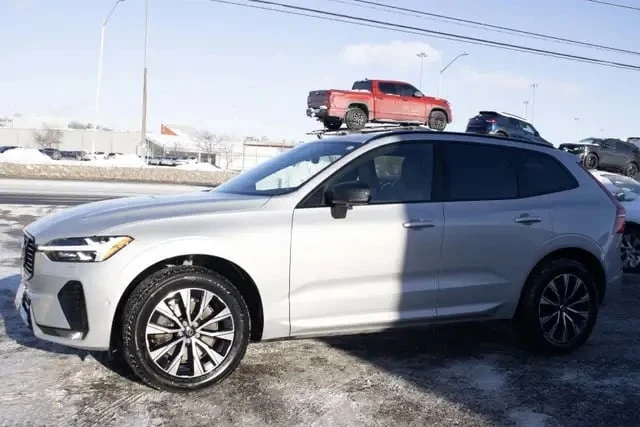 Volvo XC60 / B5 Plus Dark / AWD / Mild-Hybrid / CARFAX / , снимка 3 - Автомобили и джипове - 53285480