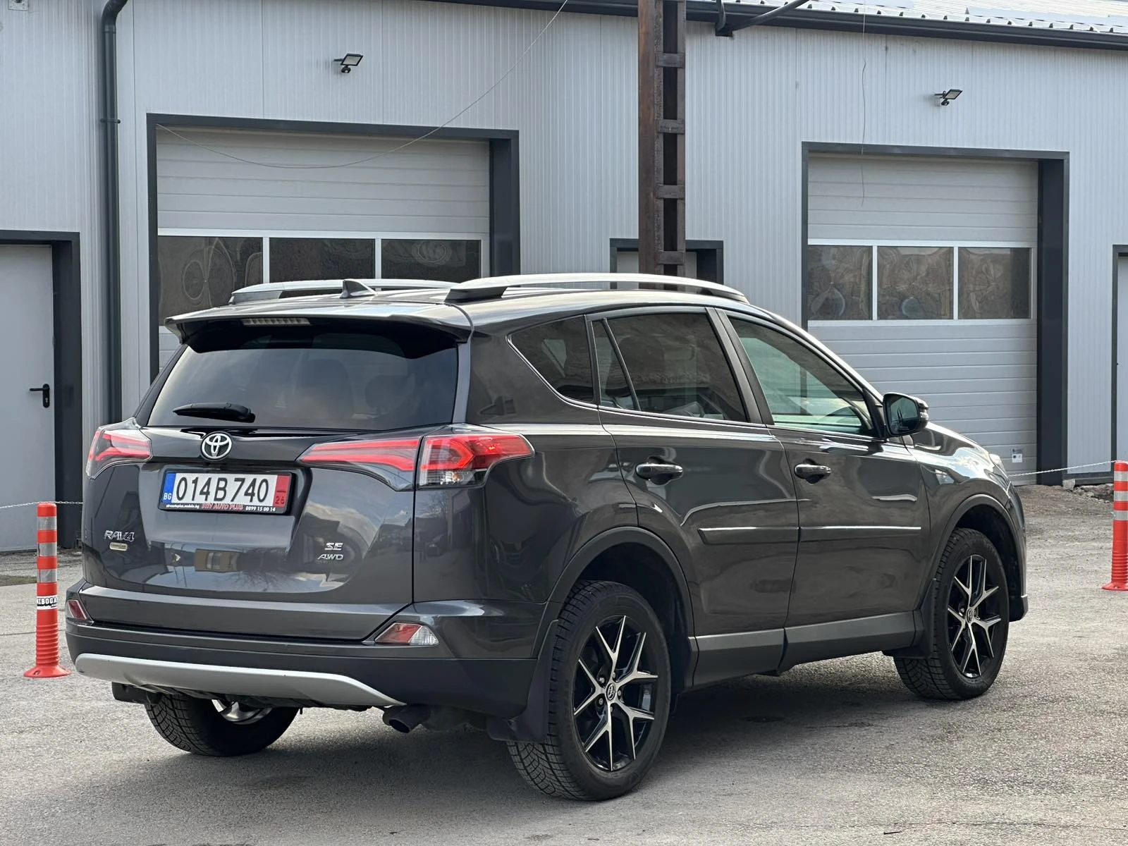 Toyota Rav4 SE 2.5 VVTI 4X4 - изображение 4
