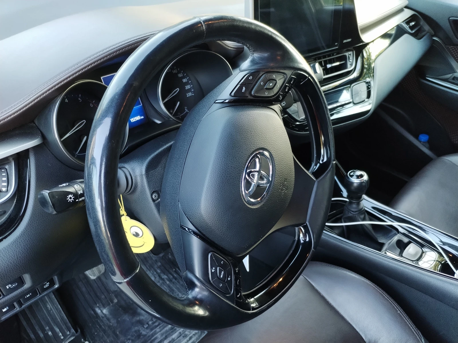 Toyota C-HR  - изображение 4