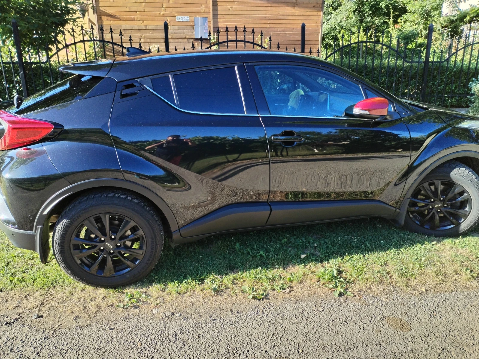 Toyota C-HR  - изображение 2