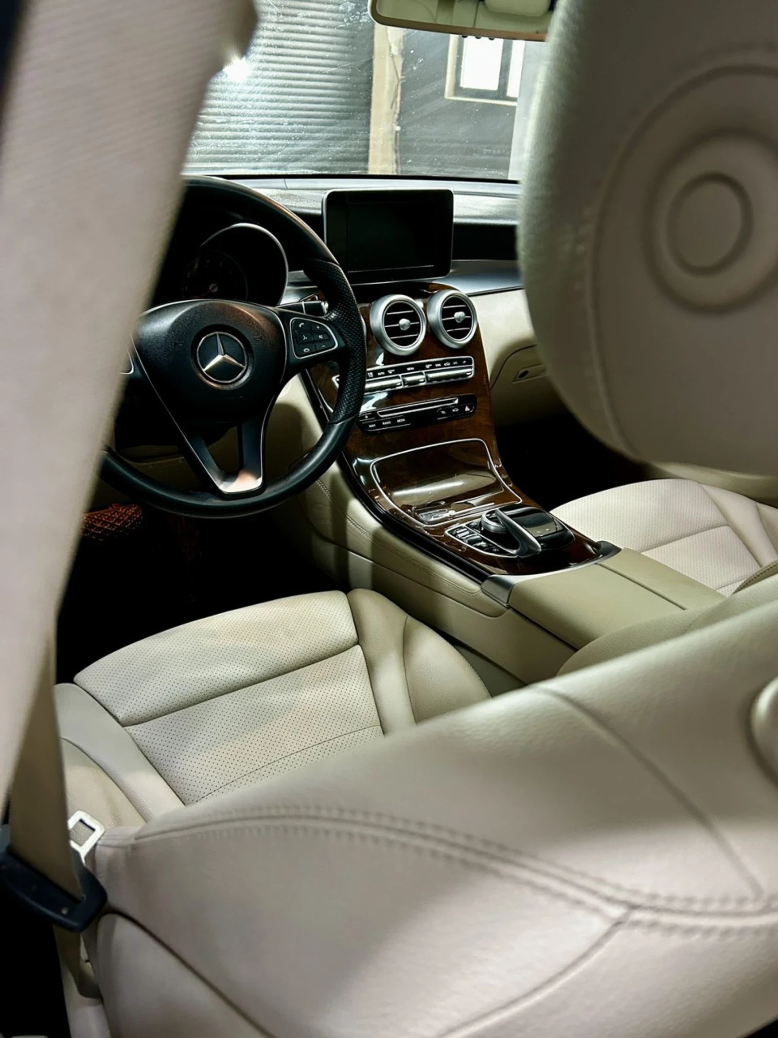 Mercedes-Benz GLC 300 GLC  300, снимка 10 - Автомобили и джипове - 53841218