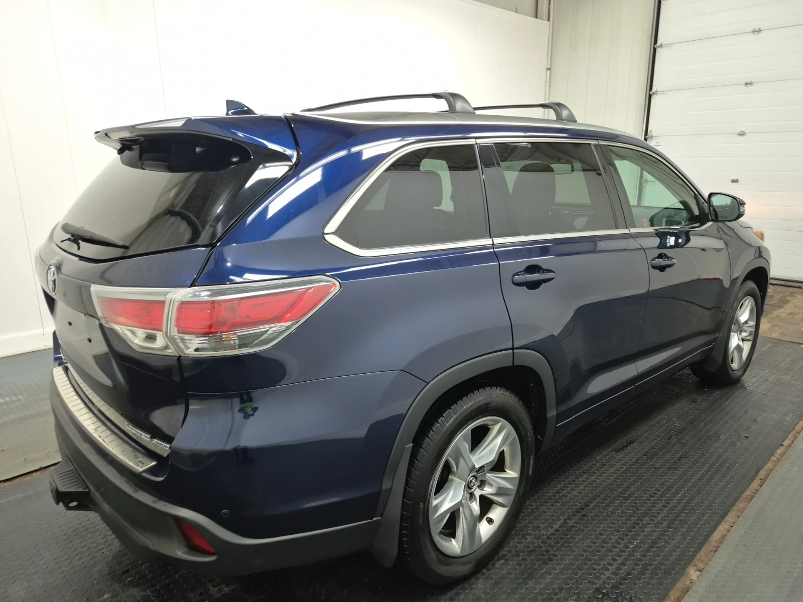 Toyota Highlander Limited| 7 Места| Става на Газ| Сервизна История| , снимка 3 - Автомобили и джипове - 53860114