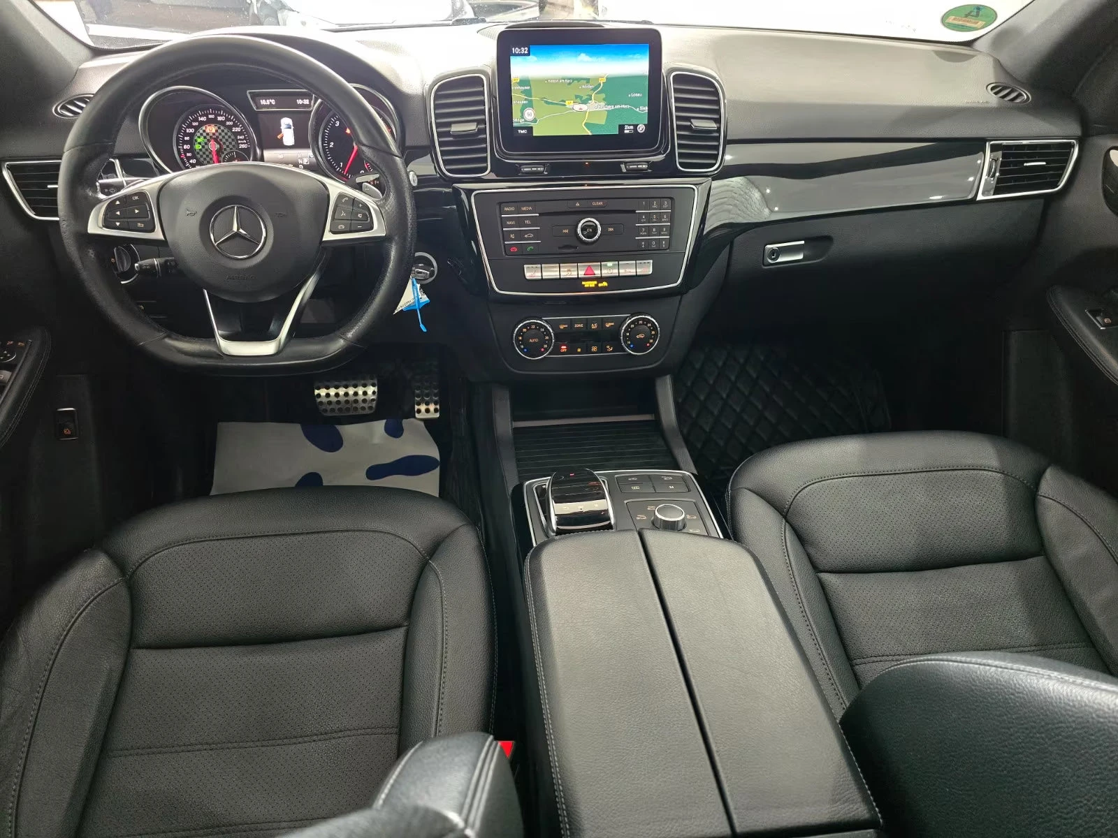 Mercedes-Benz GLE 350 4MATIC/258HP/AMG/PANO/CAM/MEM/198z, снимка 6 - Автомобили и джипове - 53947049