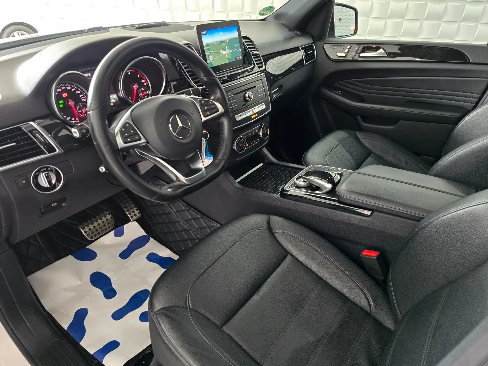 Mercedes-Benz GLE 350 4MATIC/258HP/AMG/PANO/CAM/MEM/198z, снимка 7 - Автомобили и джипове - 53947049