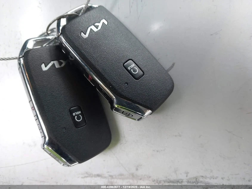 Kia Sportage 2.5L I-4 DI, DOHC, VVT, 187HP Front Wheel Drive | Mobile.bg � ����������� 11