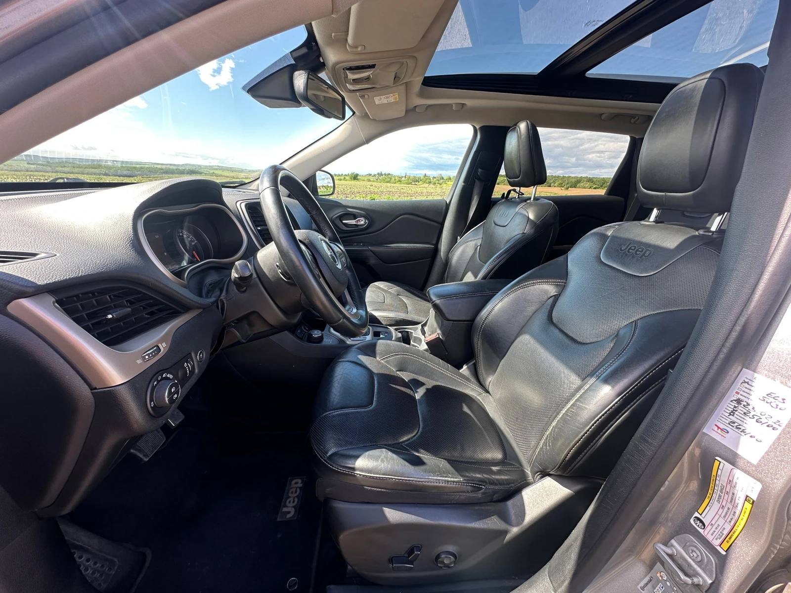 Jeep Cherokee, снимка 7 - Автомобили и джипове - 54586496