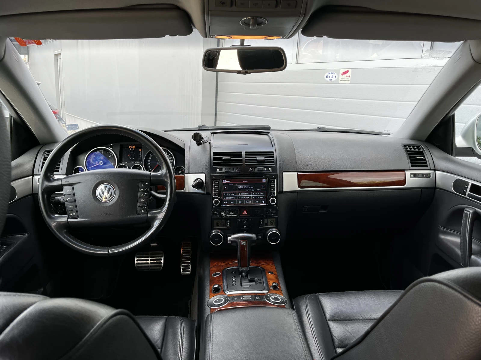 VW Touareg 5.0 V10 TDI 313 к.с., снимка 10 - Автомобили и джипове - 55296930