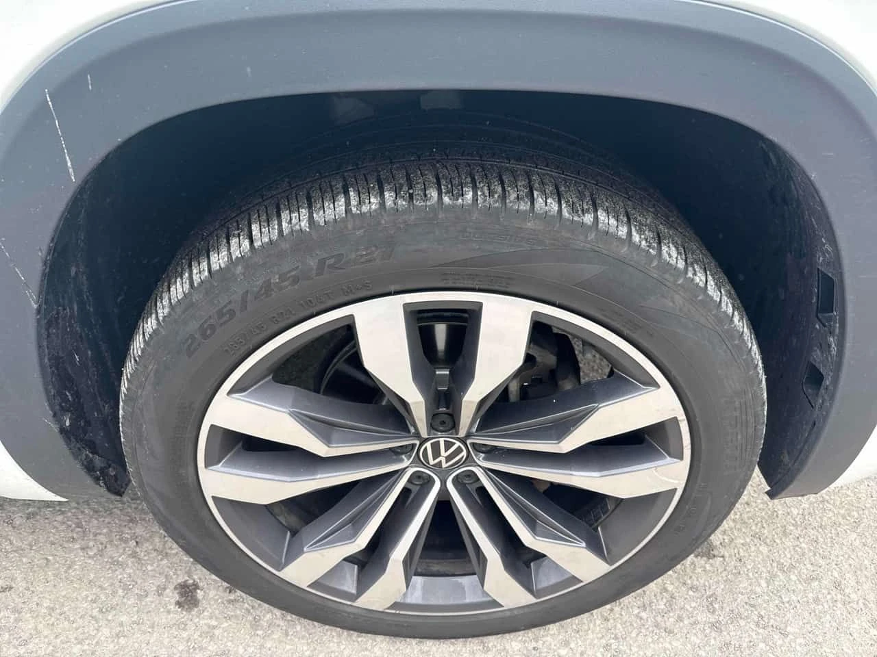 VW Atlas Execline | CARFAX | АВТОКРЕДИТ, снимка 6 - Автомобили и джипове - 55598586