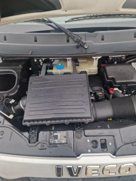 Iveco 35c15 3.0HPI 7места швейцарски , снимка 13