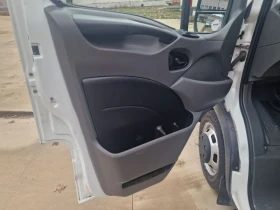 Iveco 35c15 3.0HPI 7места швейцарски , снимка 12