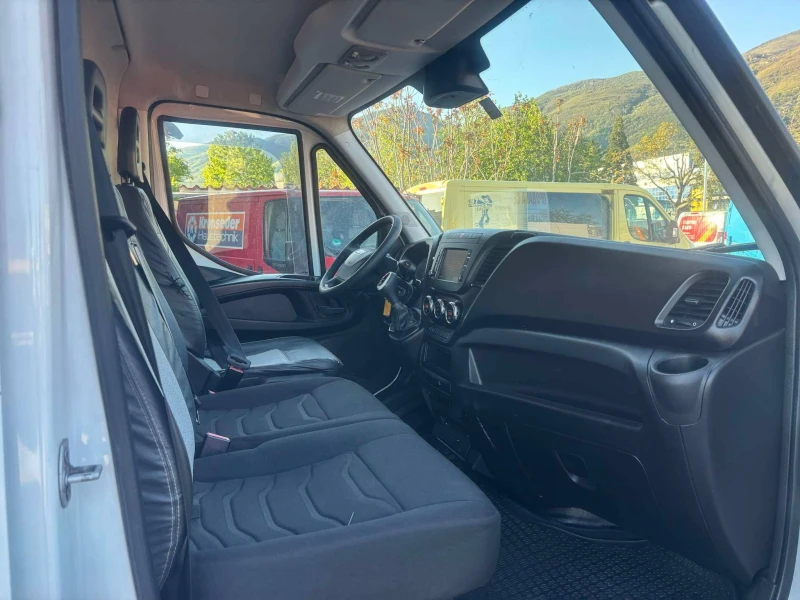 Iveco Daily 35-170 HI-MATIC MAXI КЛИМА ПЕЧКА, снимка 9 - Бусове и автобуси - 50085358
