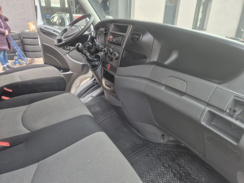 Iveco 35c15 ШВЕЙЦАРИЯ 6+ 1 МЕСТА, снимка 10 - Бусове и автобуси - 52838963