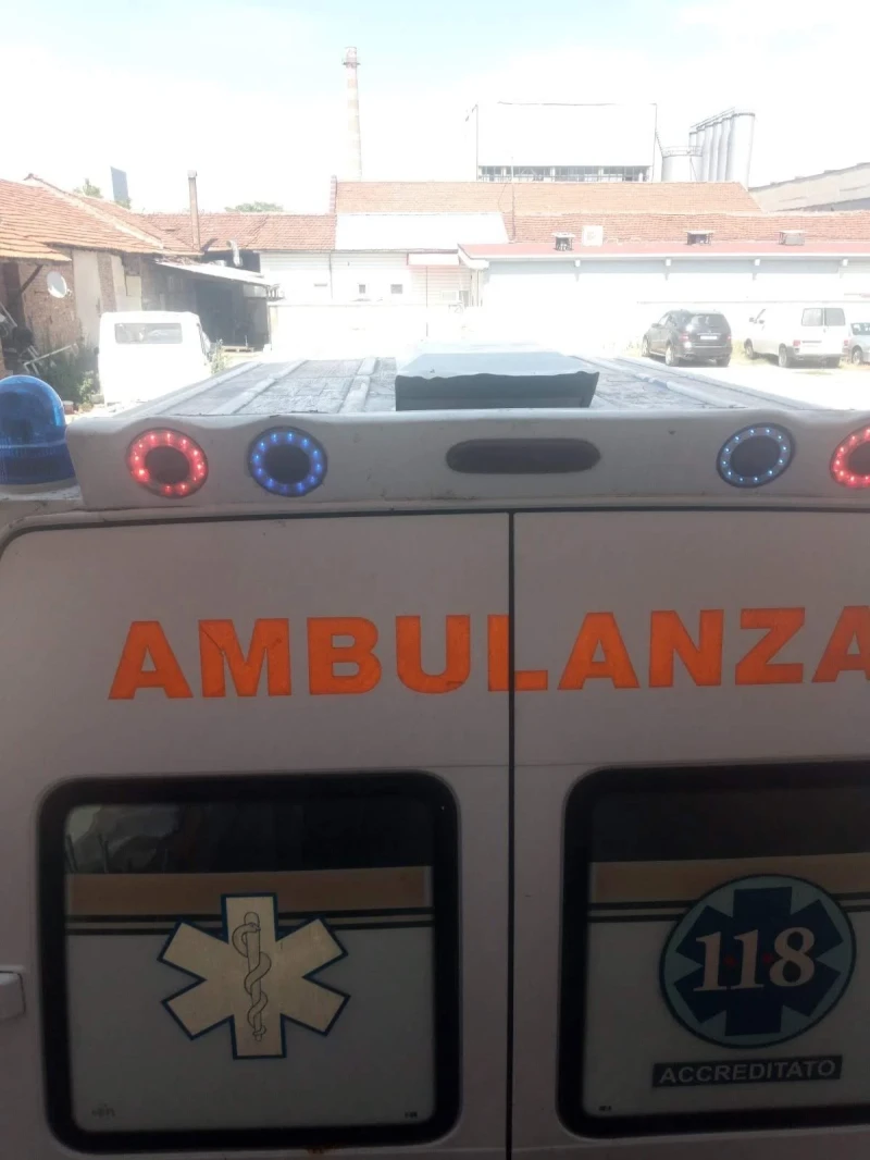 Mercedes-Benz Sprinter 316, снимка 6 - Бусове и автобуси - 53459254