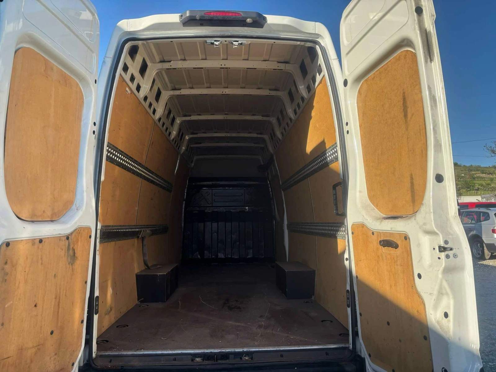 Iveco Daily 35-170 Hi-Matic Maxi Клима Печка  - изображение 6