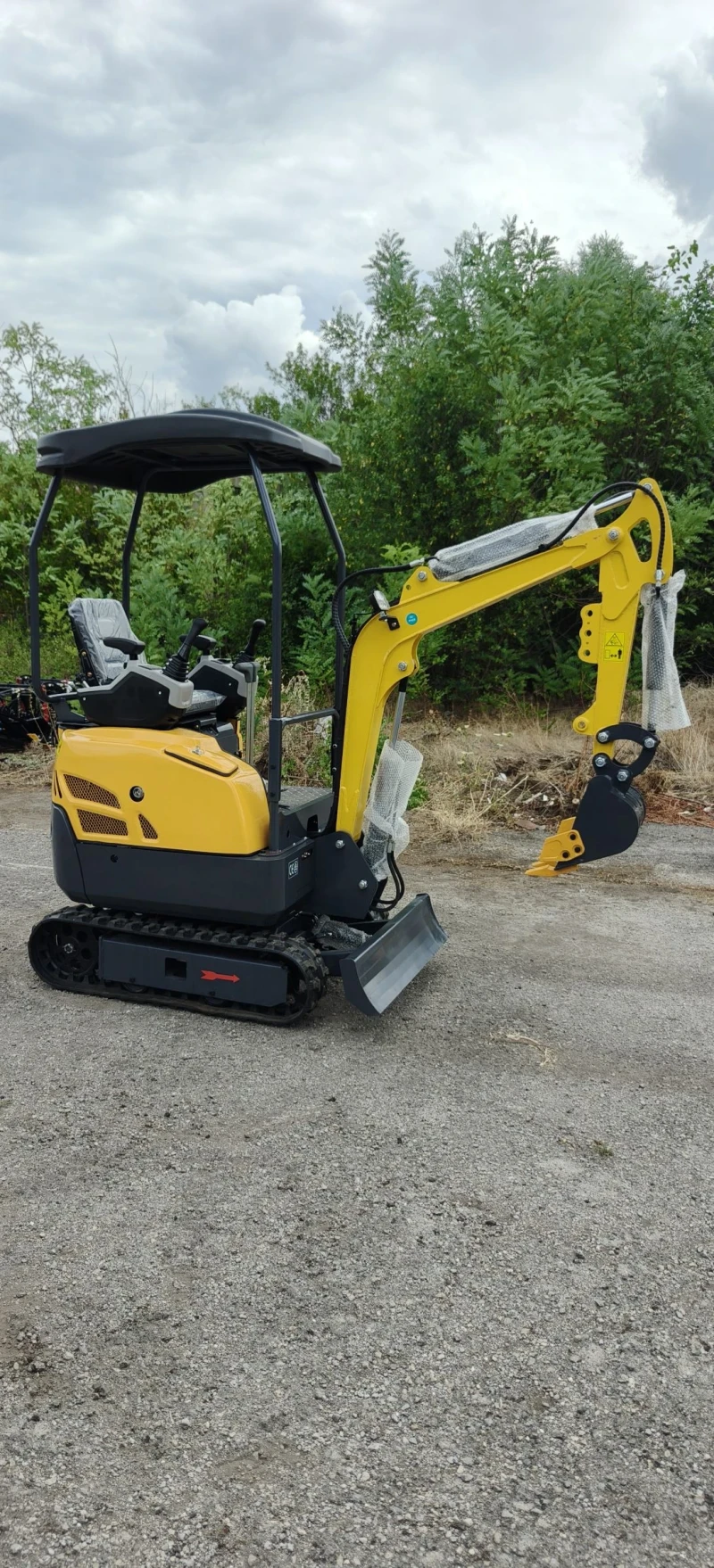 Багер Друга марка VSN ECO 13  Чисто Нов , снимка 2 - Индустриална техника - 51216261