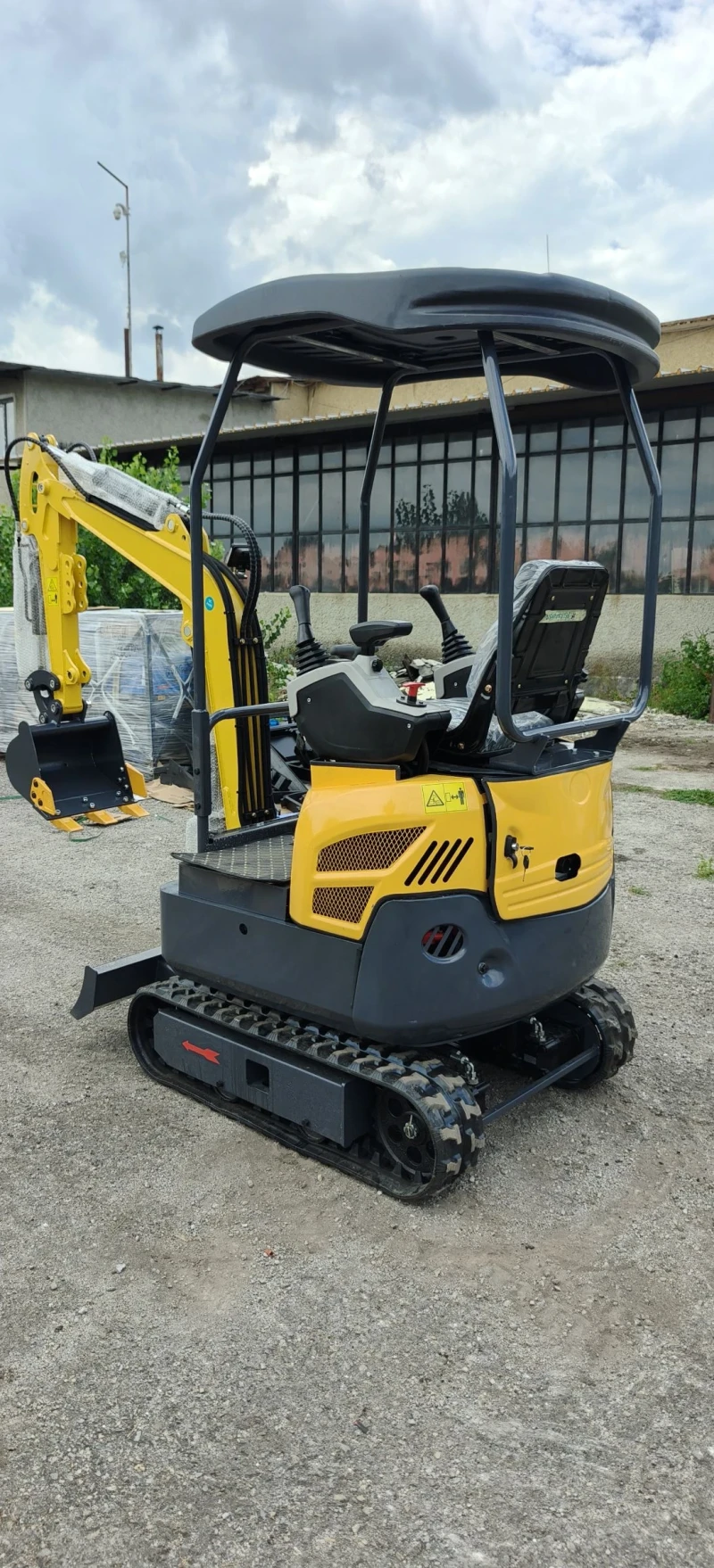 Багер Друга марка VSN ECO 13  Чисто Нов , снимка 5 - Индустриална техника - 51216261