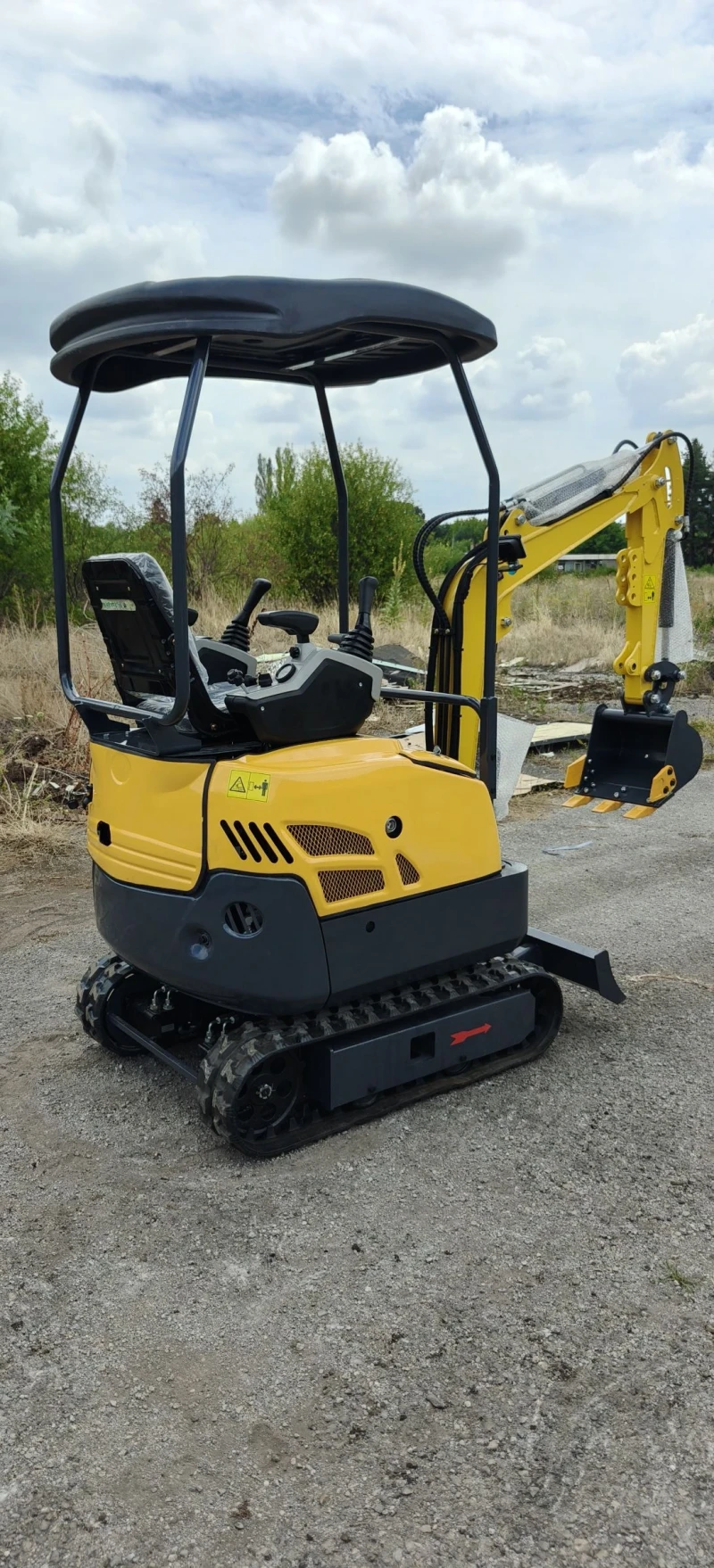 Багер Друга марка VSN ECO 13  Чисто Нов , снимка 3 - Индустриална техника - 51216261