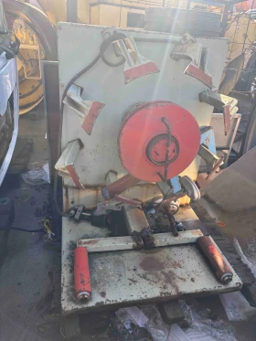 МАШИНА МОНТАЖ/ДЕМОНТАЖ НА ГУМИ, снимка 1