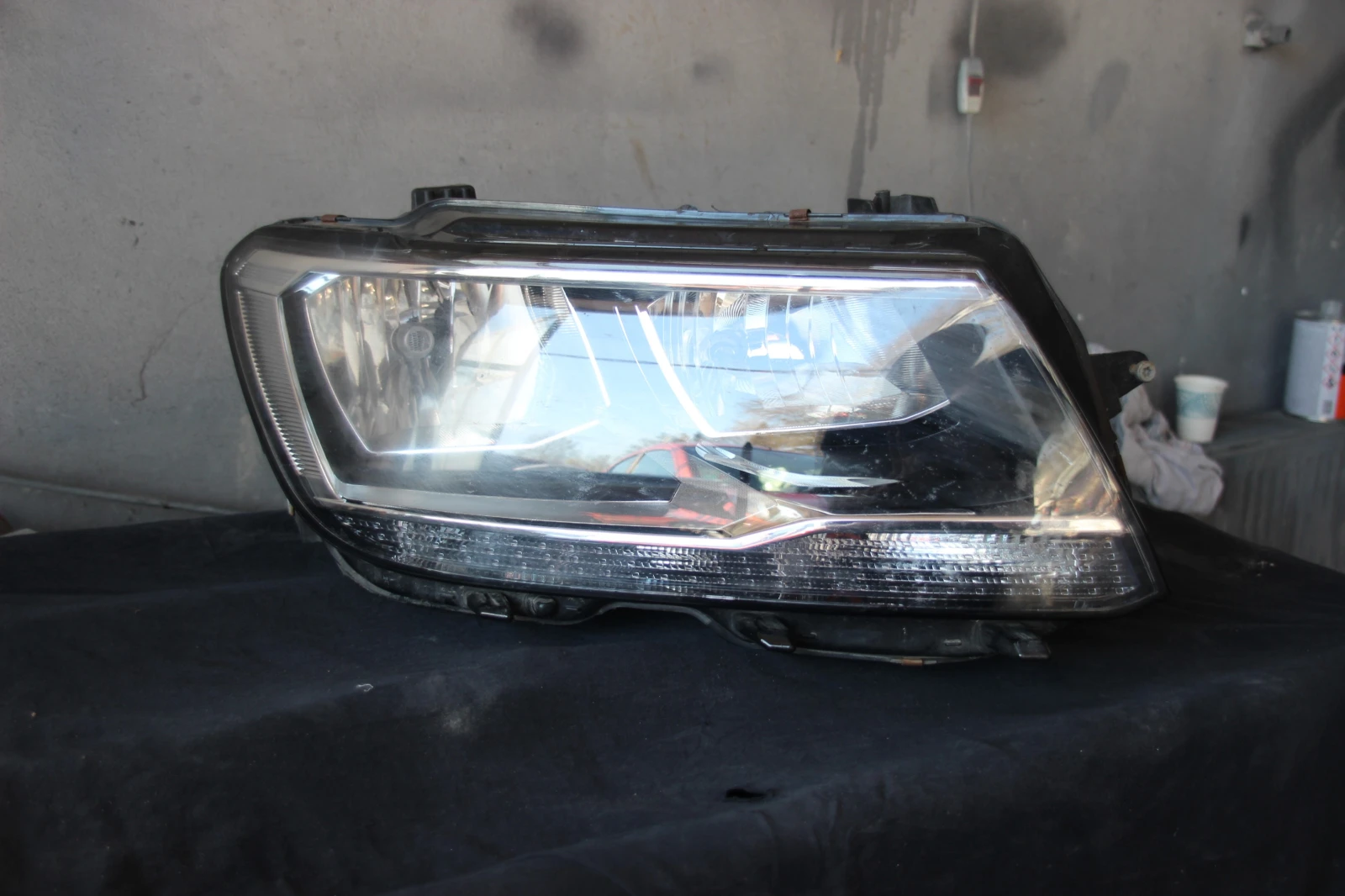 ДЕСЕН ФАР ЗА ТИГУАН 2019 г. VW TIGUAN 