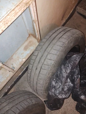 Гуми Летни 185/65R15, снимка 1 - Гуми и джанти - 46886627