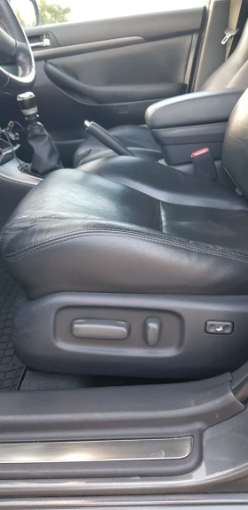 Toyota Avensis, снимка 11