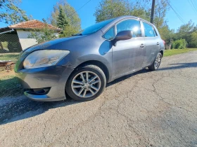 Toyota Auris, снимка 6