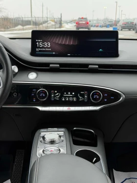 Genesis GV70 Prestige / CARFAX / 360 /DIS  - 29050 € / 56816.86 лв. - 28345007 9