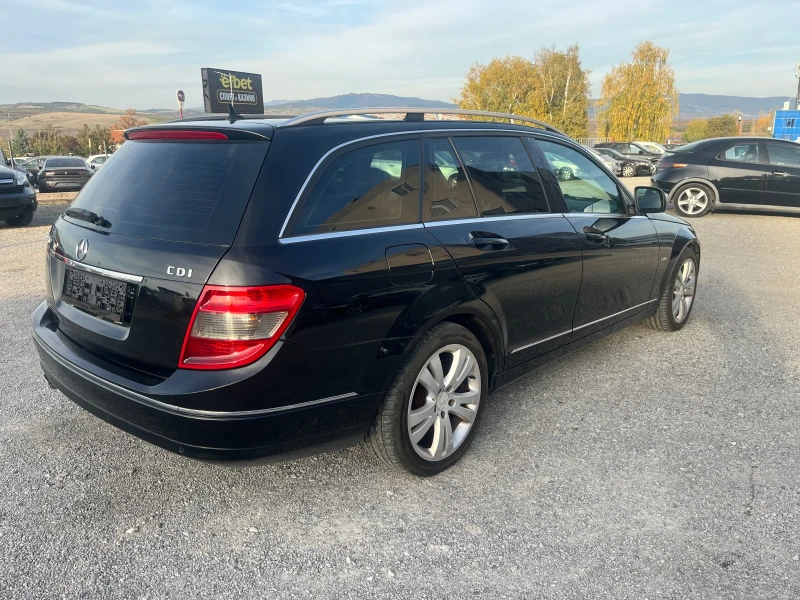 Mercedes-Benz C 220 Avantgarde, снимка 3 - Автомобили и джипове - 47707257