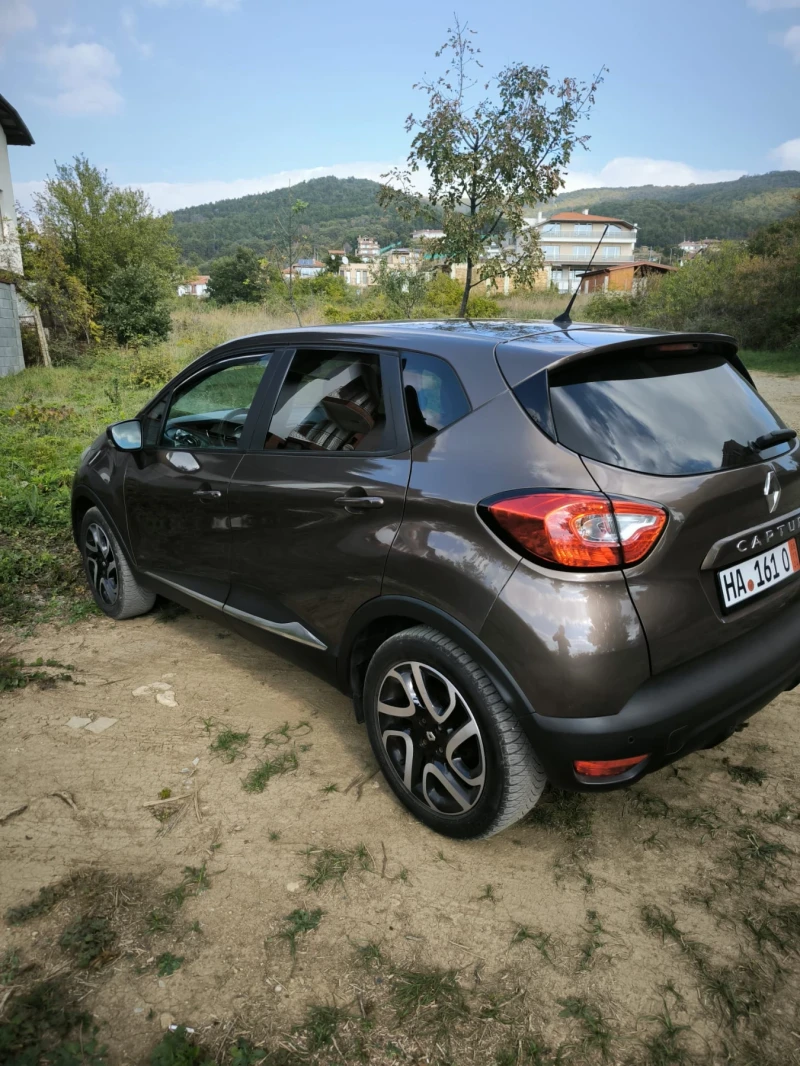 Renault Captur 09 Tce, снимка 7 - Автомобили и джипове - 47707430