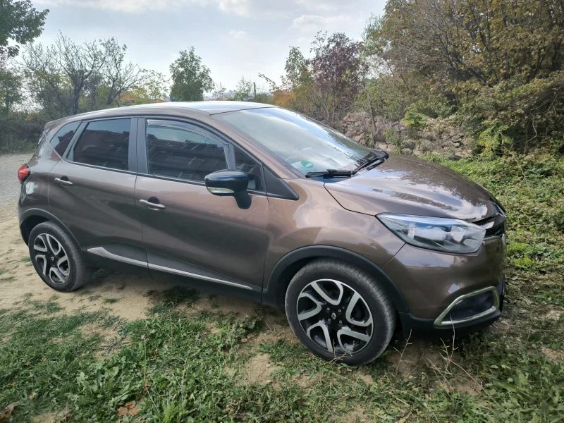 Renault Captur 09 Tce, снимка 2 - Автомобили и джипове - 47707430