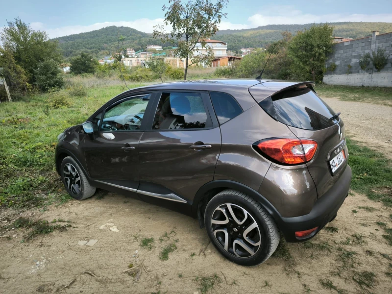 Renault Captur 09 Tce, снимка 4 - Автомобили и джипове - 47707430