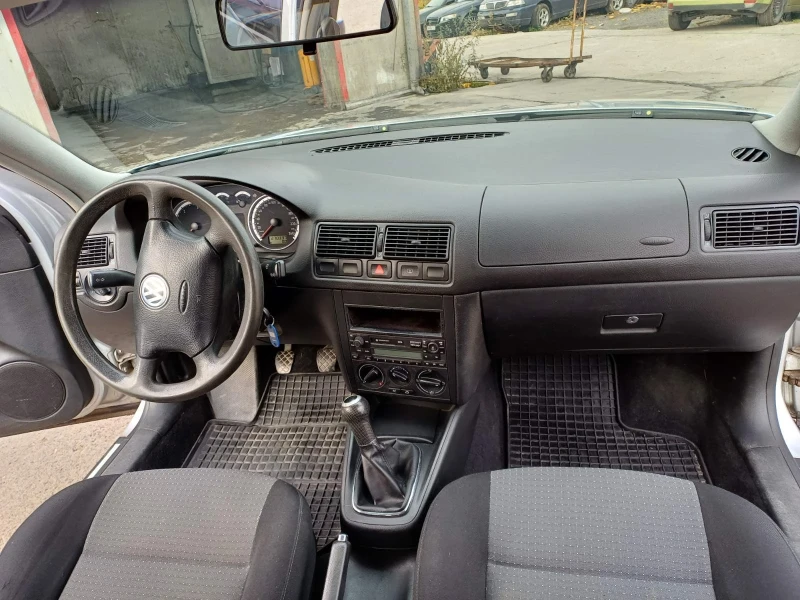 VW Golf 1.9 ТДИ 101к.с. 4Х4, снимка 9 - Автомобили и джипове - 47841040