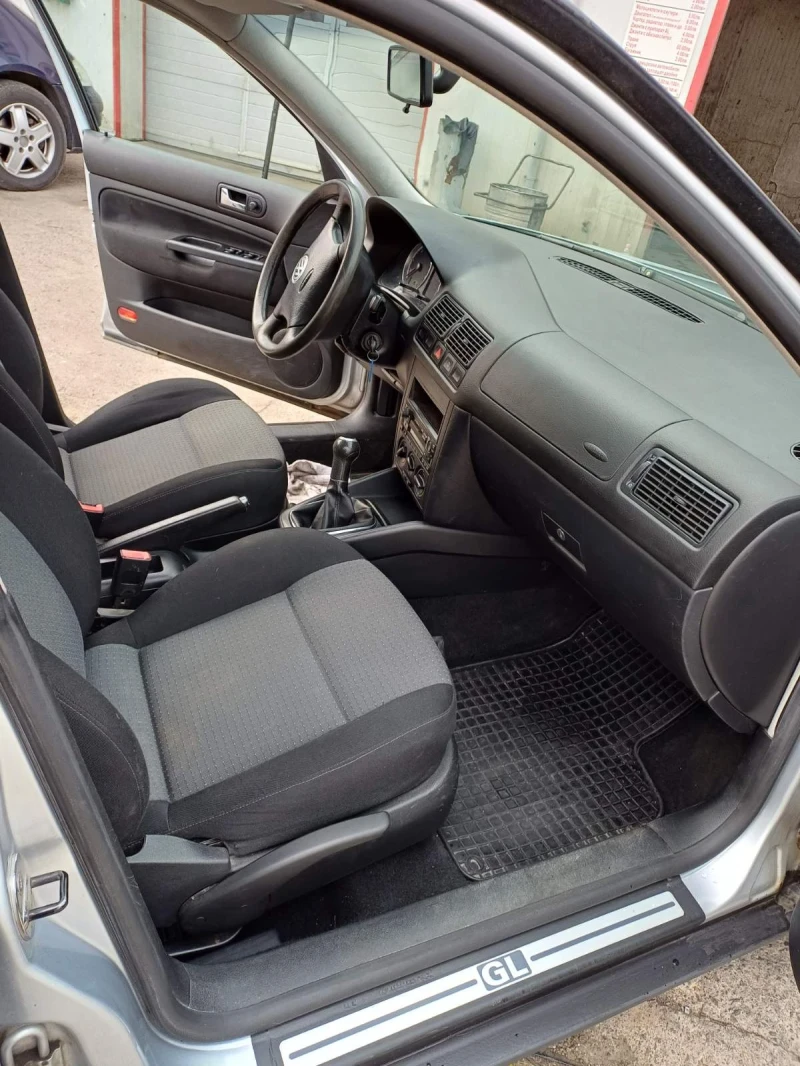 VW Golf 1.9 ТДИ 101к.с. 4Х4, снимка 8 - Автомобили и джипове - 47841040