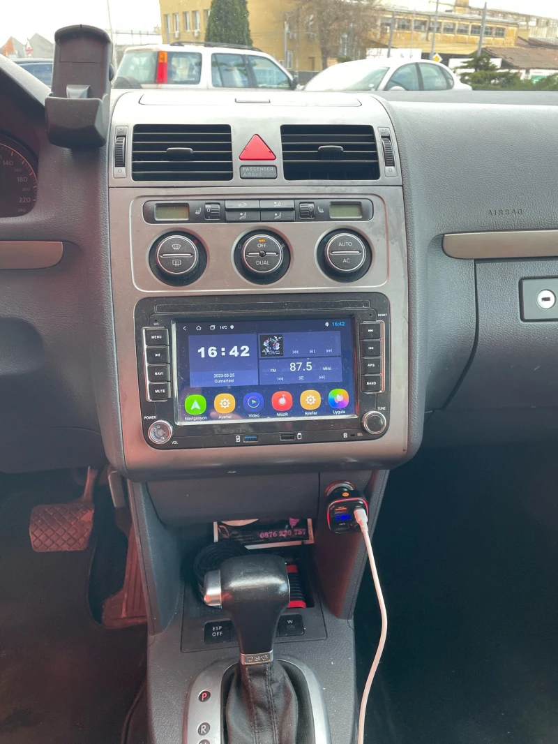 VW Touran CROSS, снимка 8 - Автомобили и джипове - 52596999