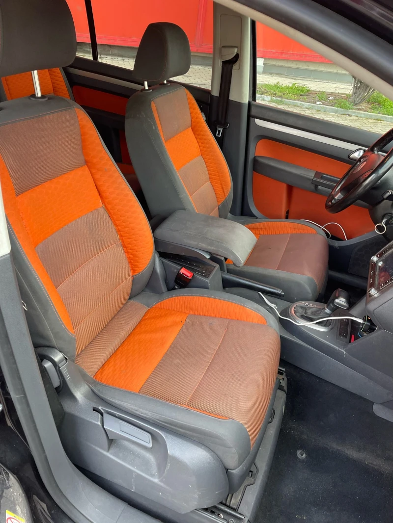 VW Touran CROSS, снимка 10 - Автомобили и джипове - 52596999