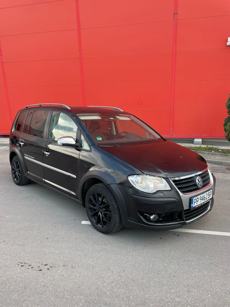 VW Touran CROSS, снимка 2 - Автомобили и джипове - 52596999